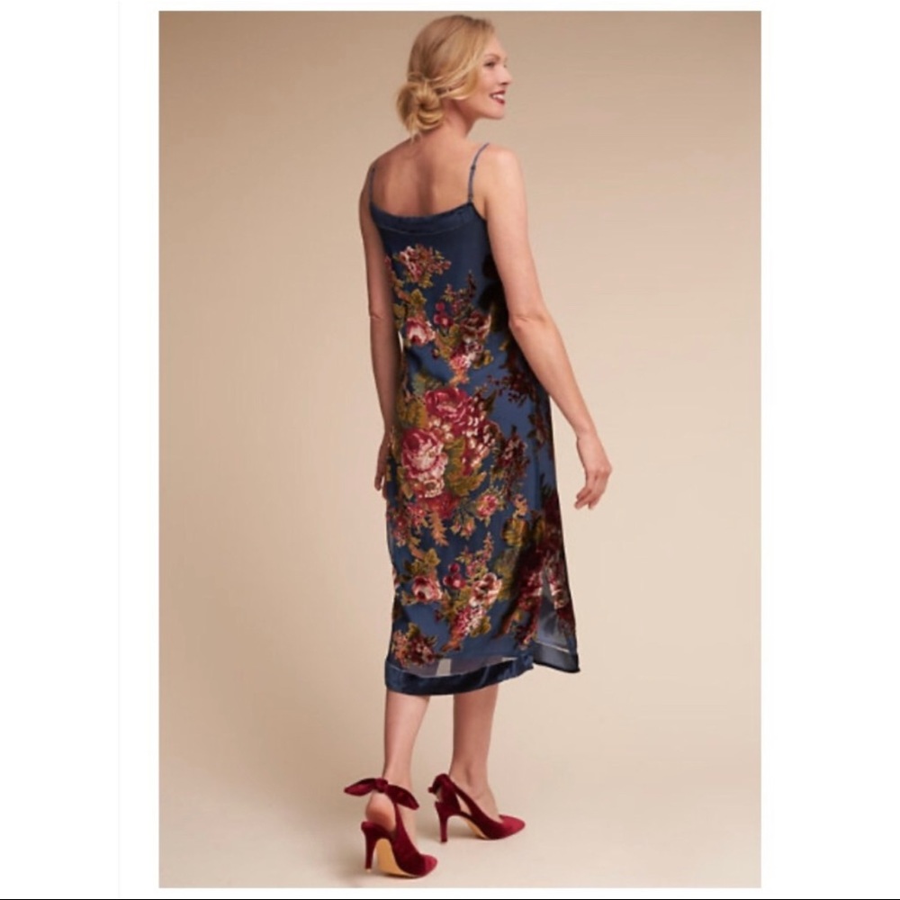 LIKE NEW BHLDN 👗CARLSON BURNOUT VELVET DRESS - Picture 2 of 3